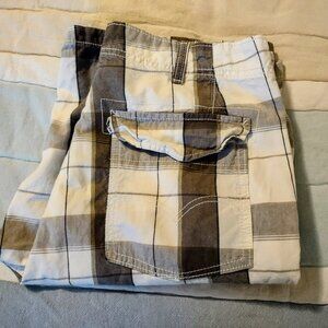 Men's Levi's Cargo Shorts- Tag 34- Actual 32- Gently Worn